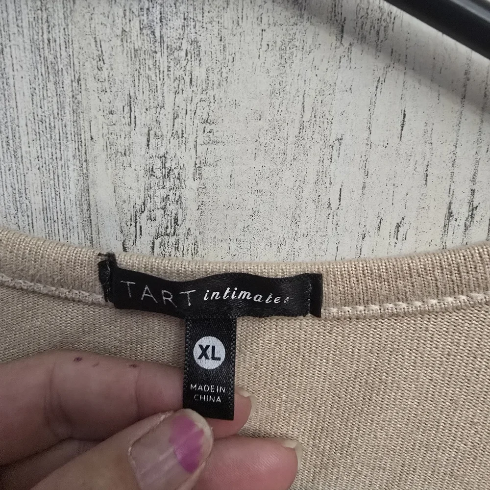 Tart Intimates Women's Tan Ruffle Sleeve Top Size XL - Picture 3 of 6